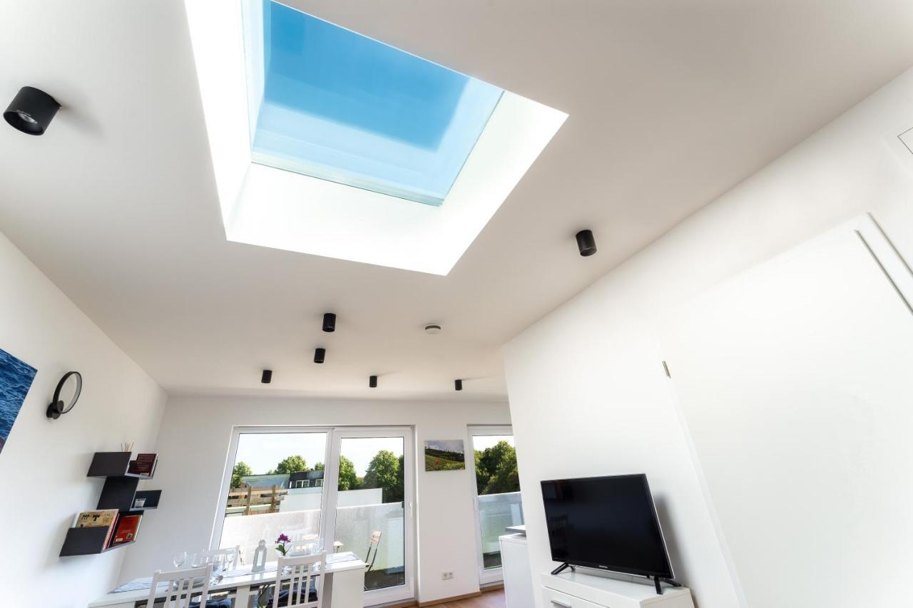 קאסל Gemuetliches Und Lichtdurchflutetes Penthouse Mit Sternenhimmelblick, Boxspringbett Und Terrasse - Gute Anbindung An Die Innenstadt מראה חיצוני תמונה